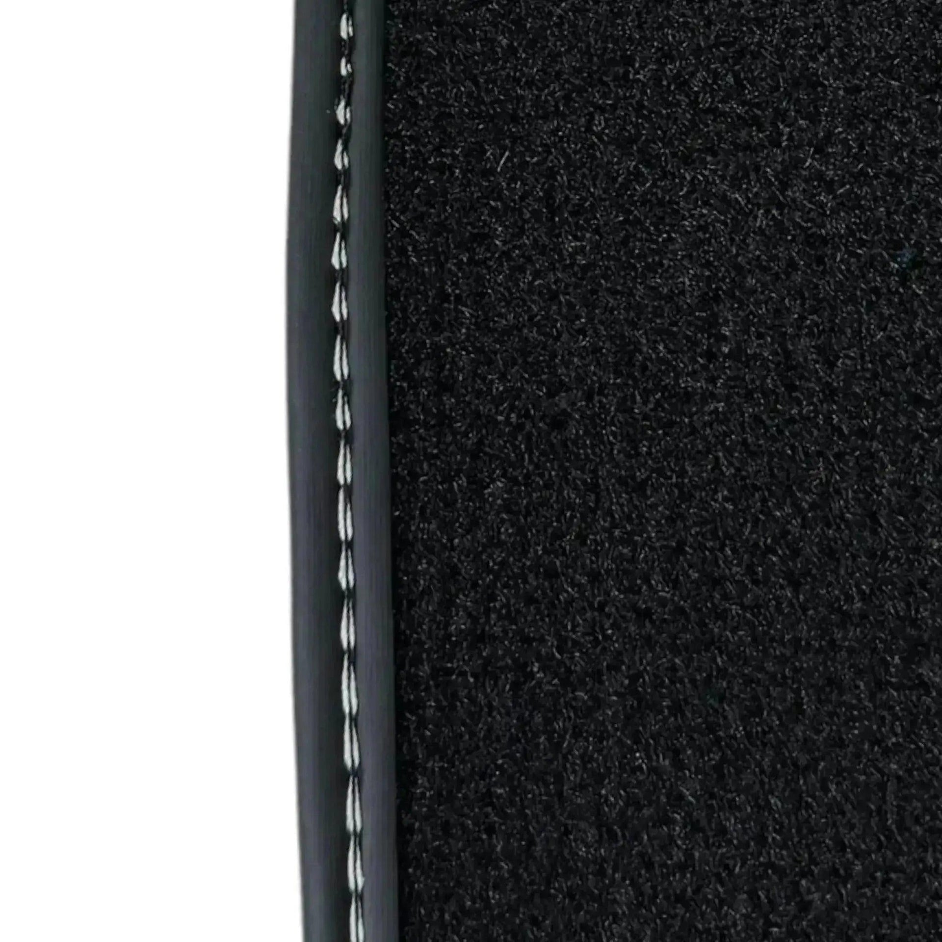 Black Floor Mats for Toyota Proace - AutoWin