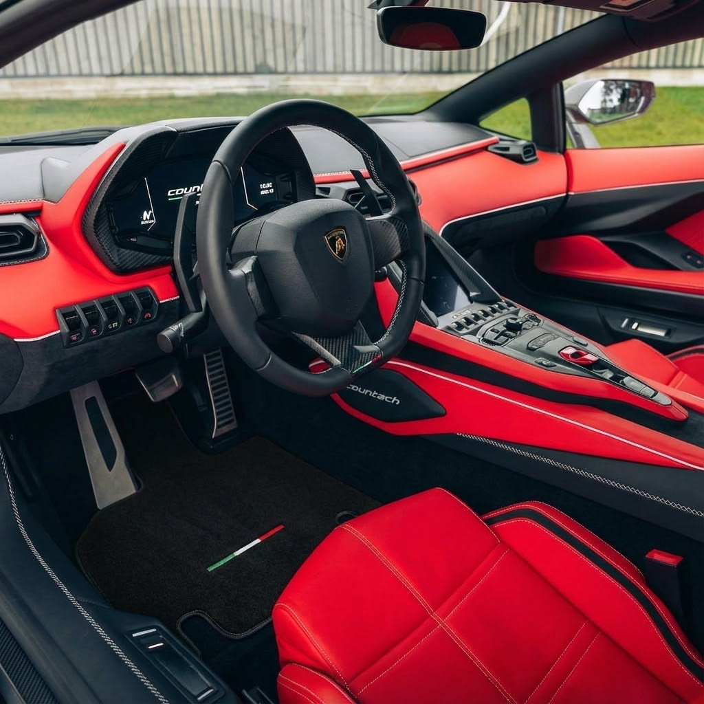 Customizable Leather Floor Mats with Double Diamond Pattern for Lamborghini Countach (1974–1990) - AutoWin