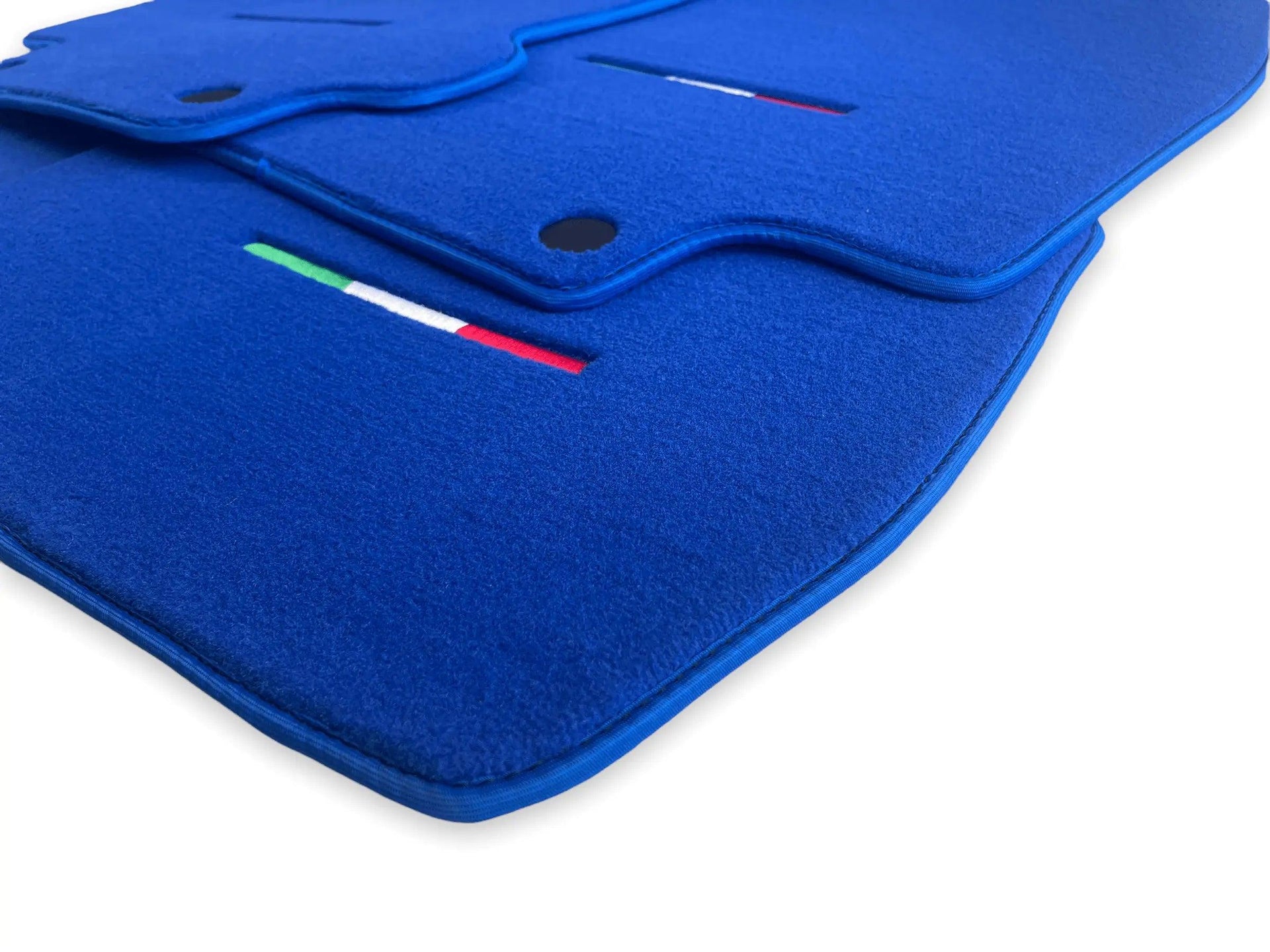 Floor Mats For Maserati GranTurismo Sportline (2009-2019) Blue IT Edition - AutoWin