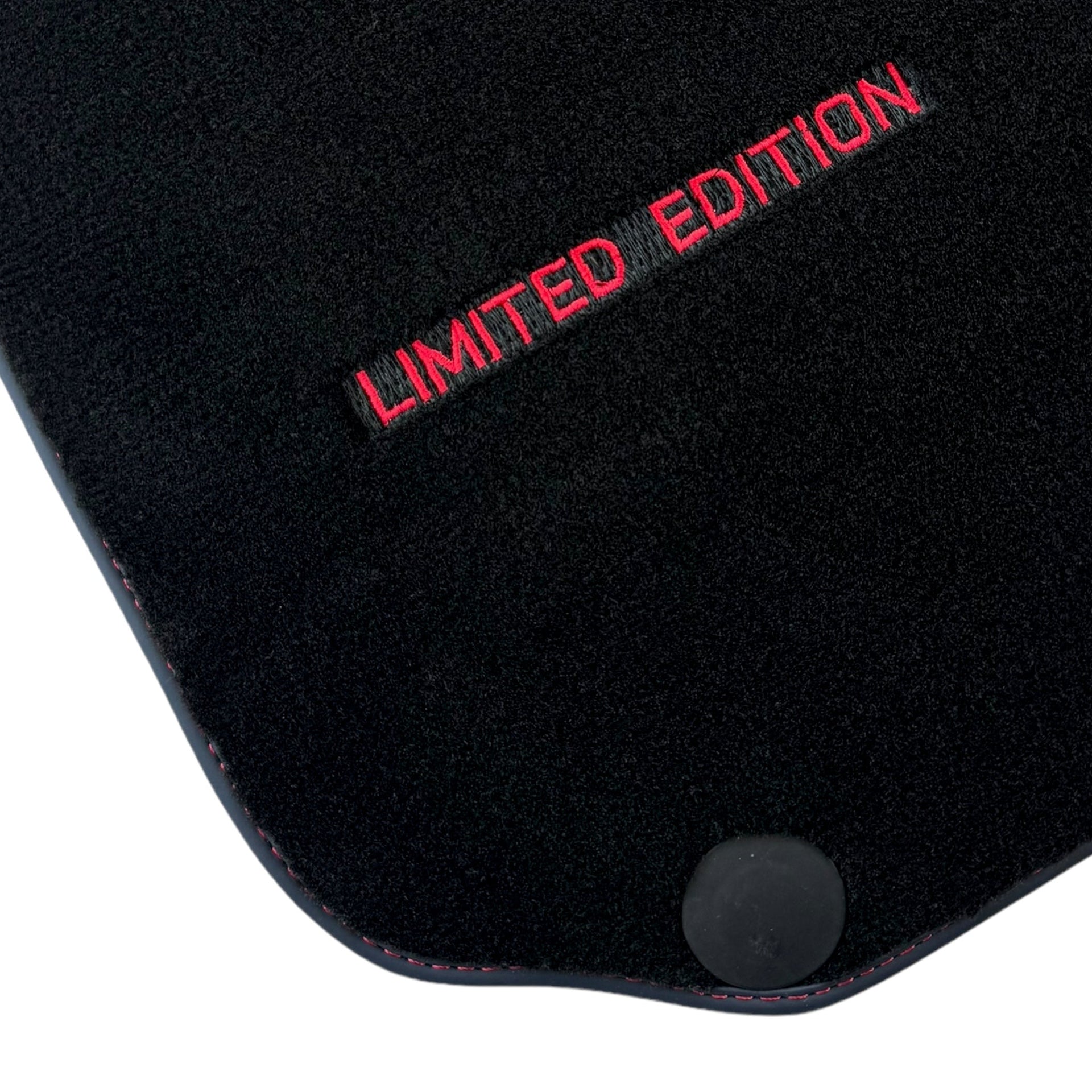 Black Floor Mats For Mercedes Benz A-Class W168 (2001-2004) | Limited Edition