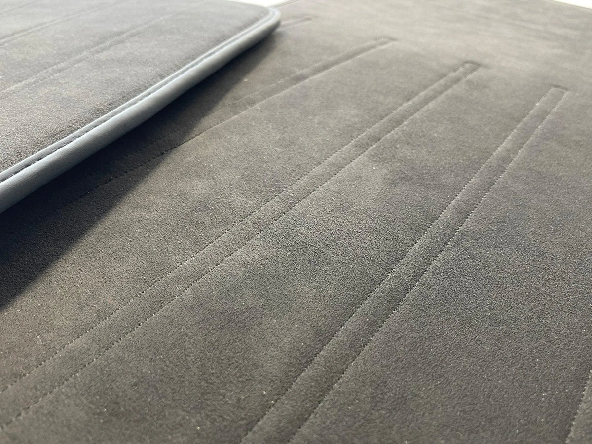 Alcantara Floor Mats For Rolls Royce Black Badge Phantom VIII (2017-2024) - AutoWin