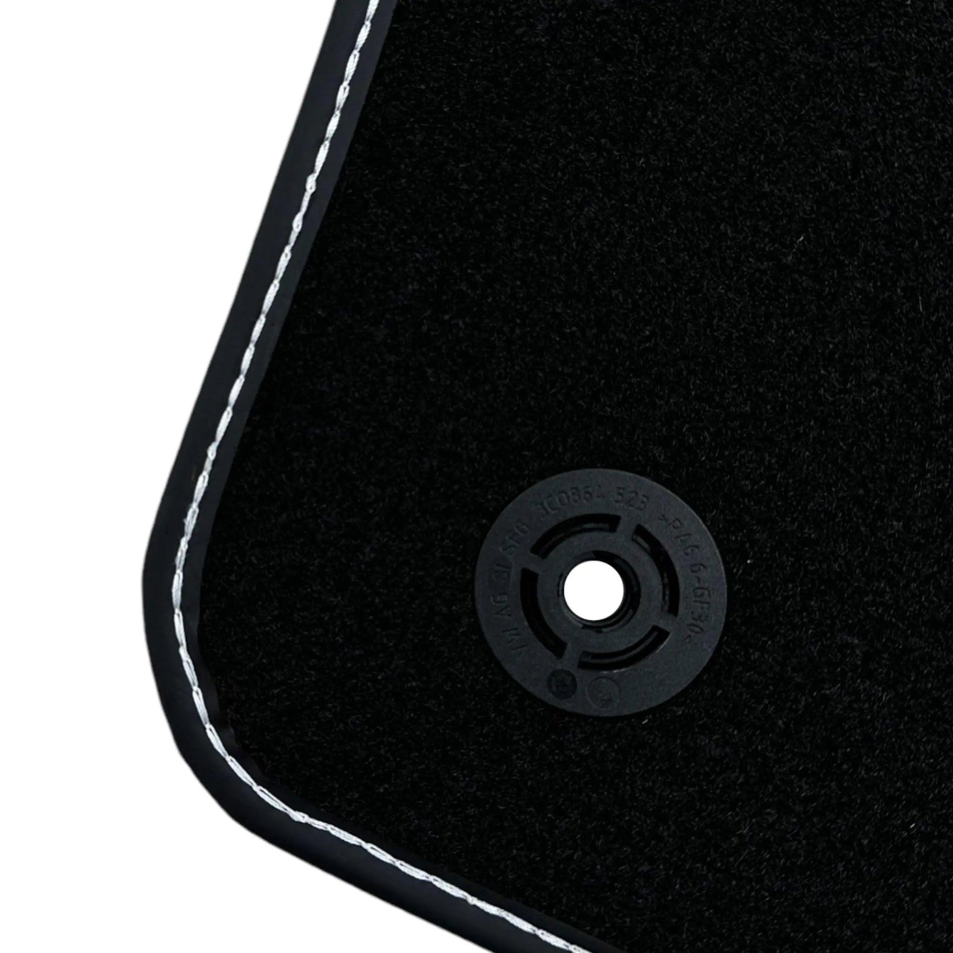 Black Floor Mats for Fiat 500 (2008-2013) | Black Trim - AutoWin