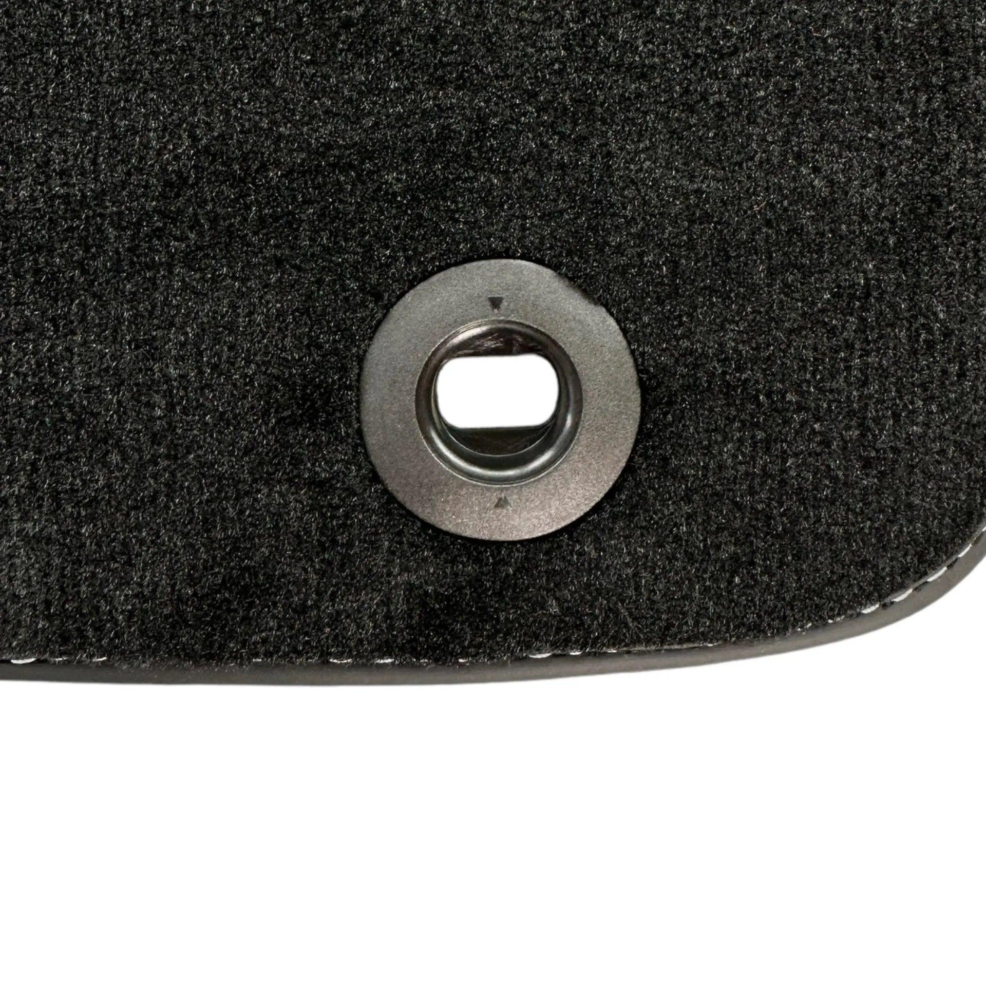 Black Floor Mats For Honda Accord (1990-1993) - AutoWin