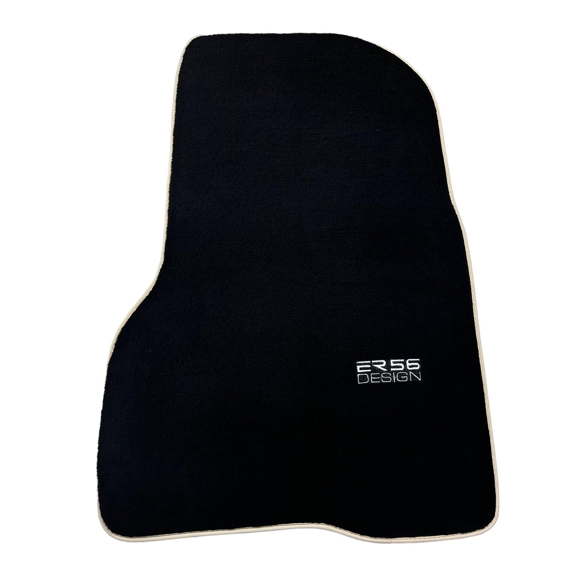 Black Floor Mats For Honda CR-V (2002-2006) ER56 Design - AutoWin