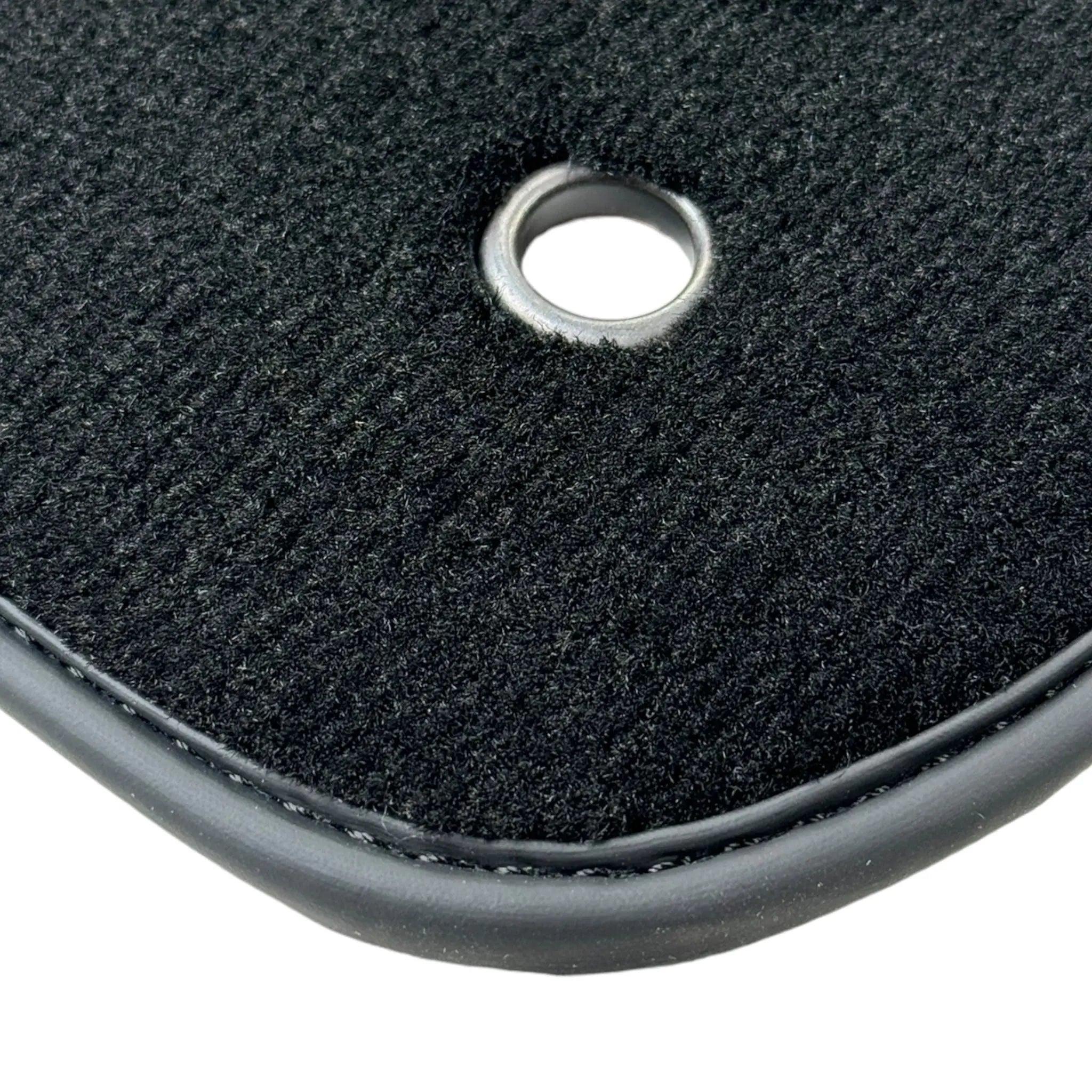 Black Floor Mats for Jeep Grand Cherokee WL (2023-2024) Plug-in Hybrid - AutoWin