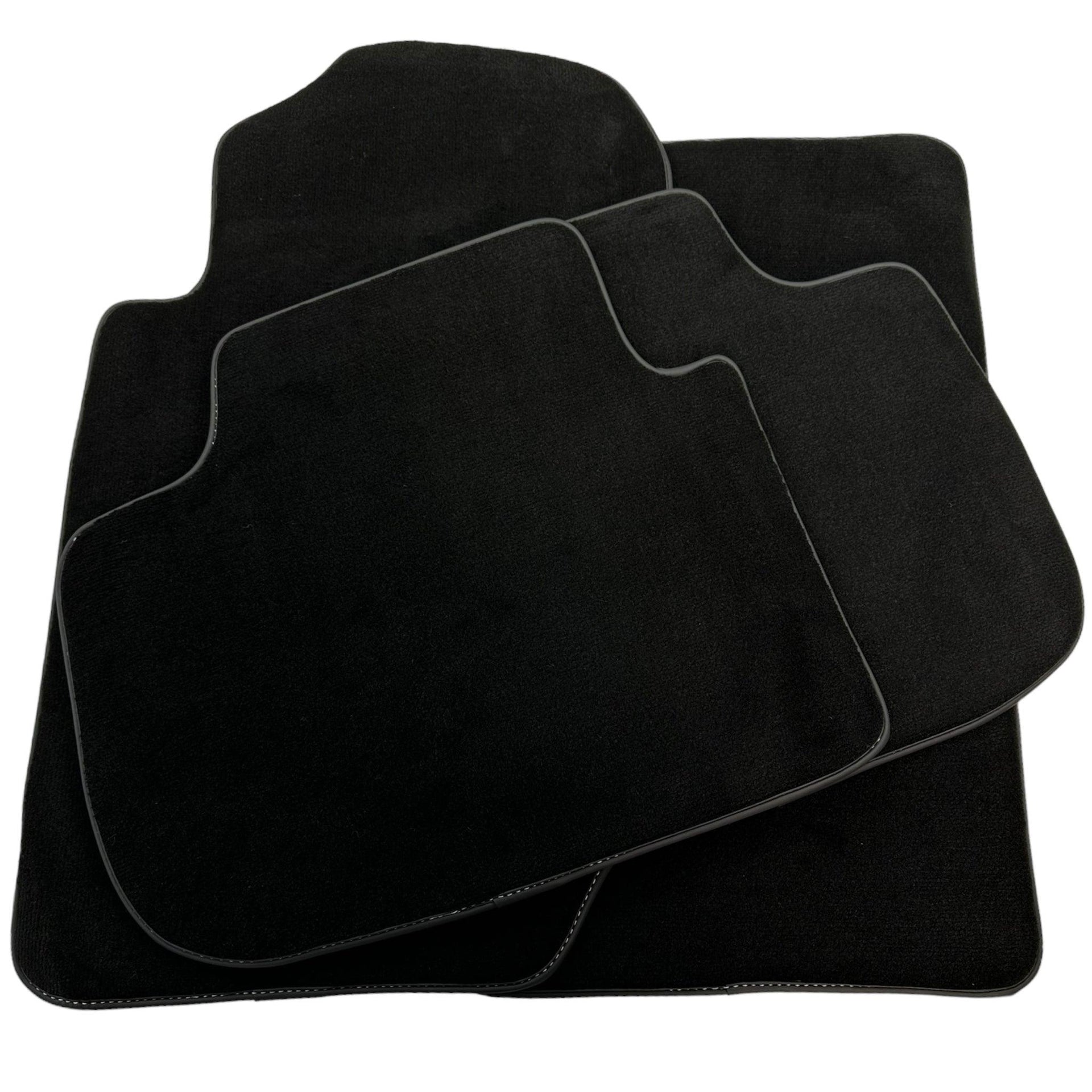 Black Floor Mats For Kia Sportage (1994-2002) - AutoWin