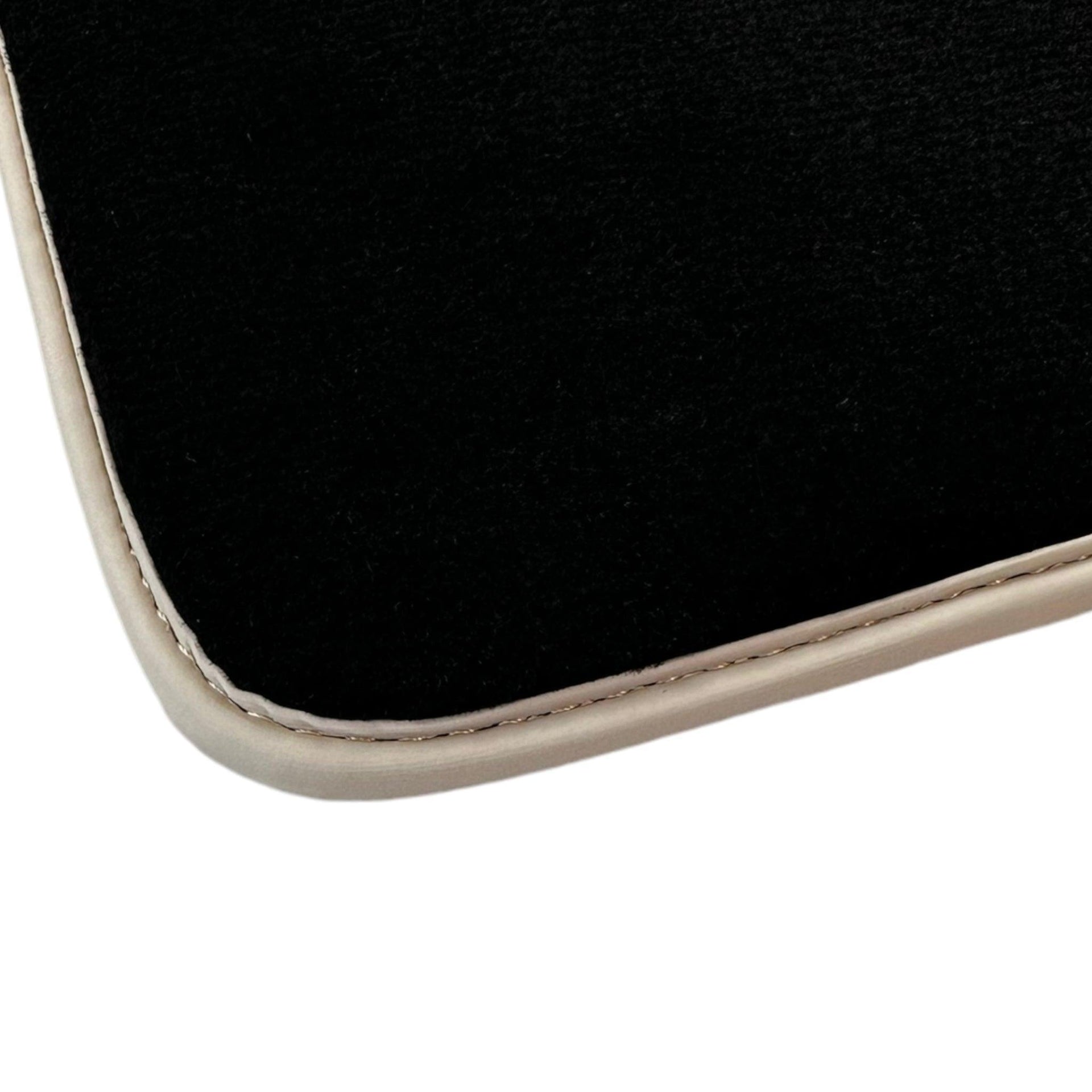 Black Floor Mats for Kia Sportage (2018-2021) - AutoWin