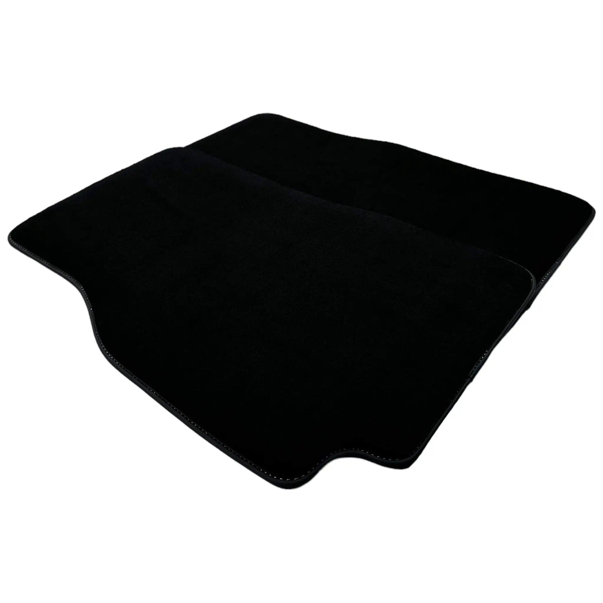 Black Floor Mats For Nissan Patrol (1988-1998) - AutoWin