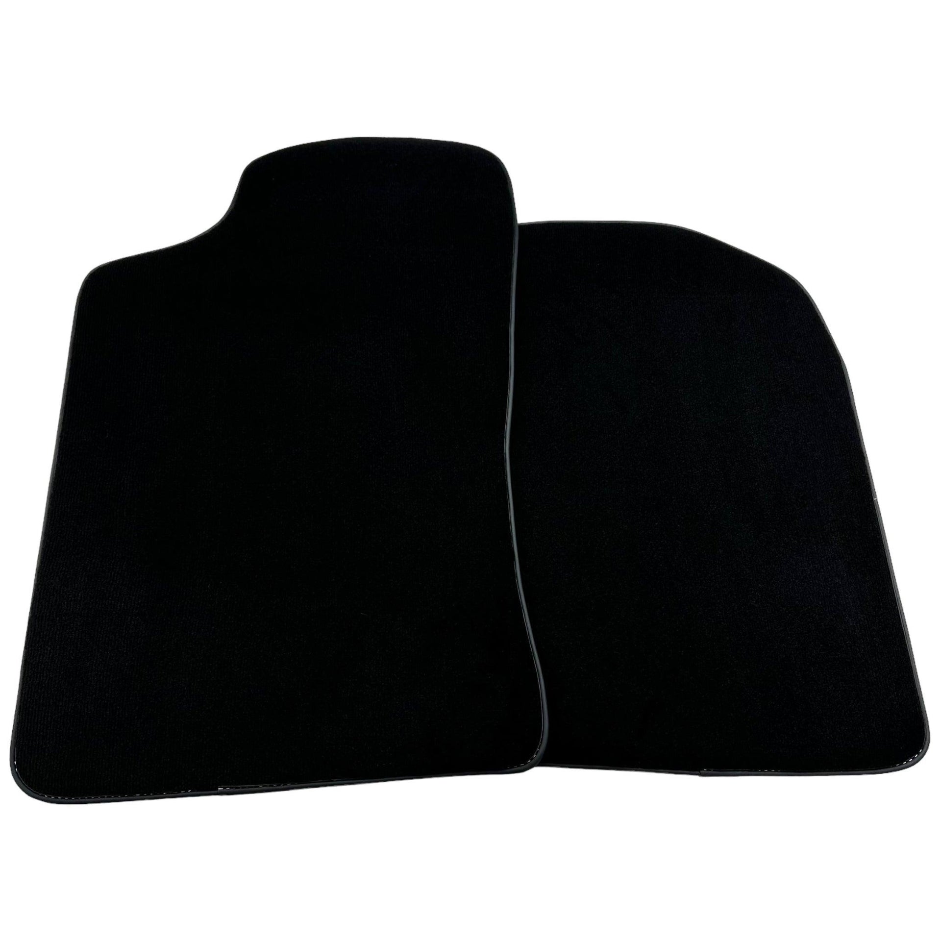 Black Floor Mats For Toyota Hilux (1998-2005) - AutoWin