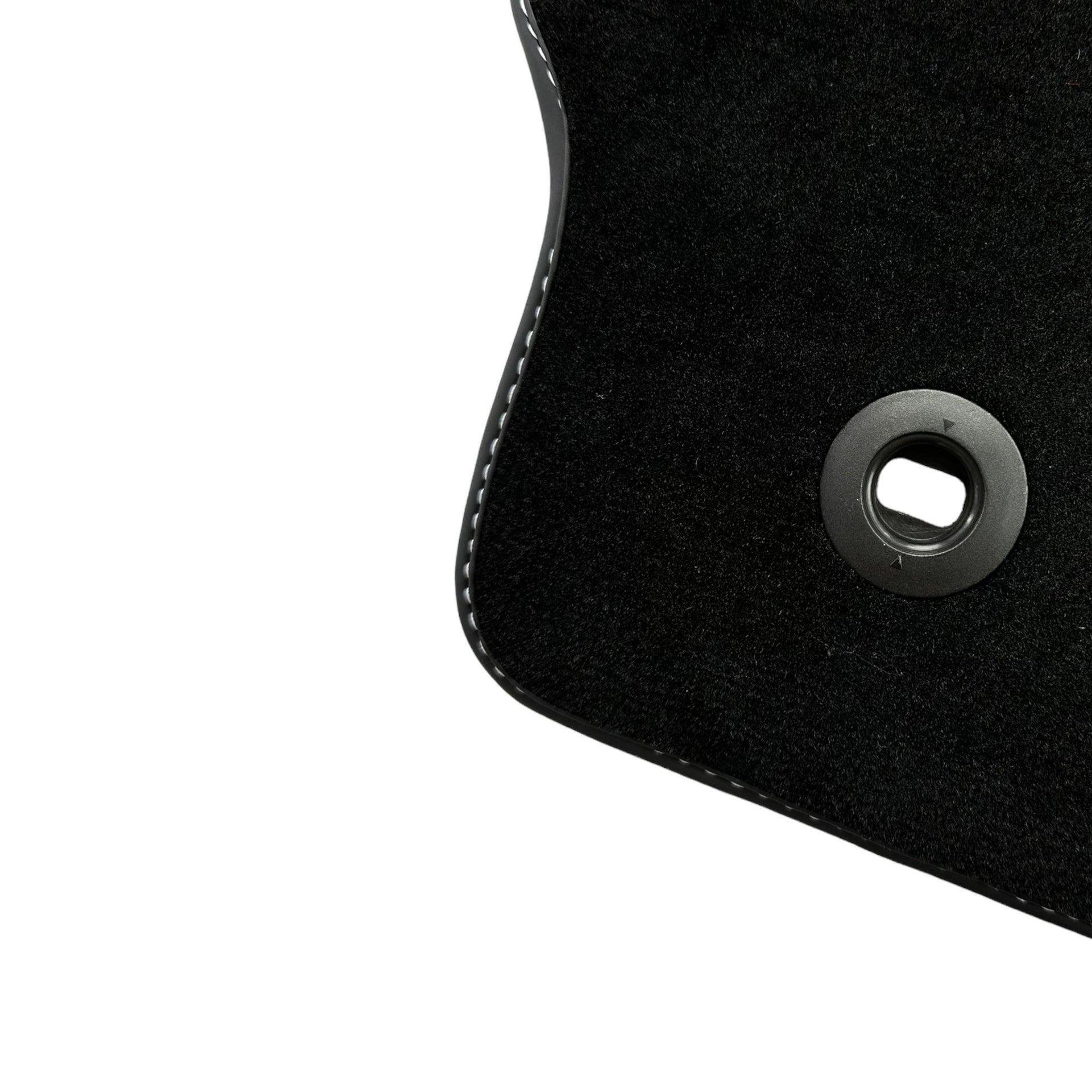 Floor Mats for Toyota Prius (2009-2012) - AutoWin