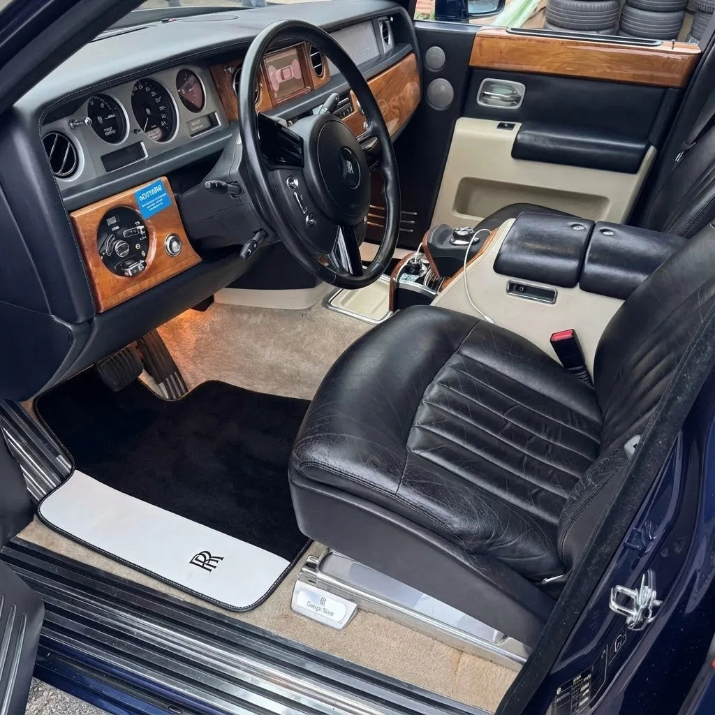 Interior look of floor mats for Rolls Royce Phantom Drophead Coupe (2007-2016)