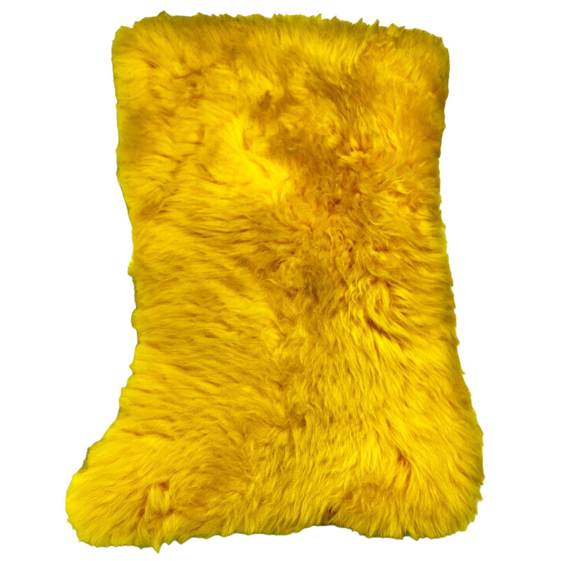 Yellow Sheepskin Floor Mats for Rolls Royce Cullinan Rr31 (2018-2023) ER56 Design Brand - AutoWin