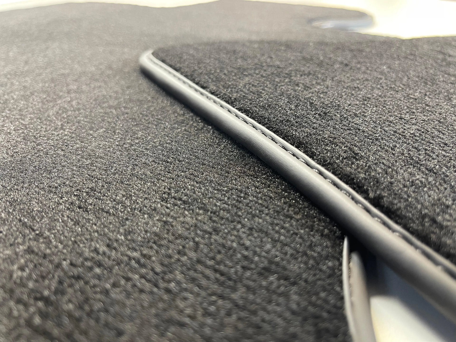 Floor Mats For Rolls Royce Cullinan Rr31 2018-2023 Black - AutoWin