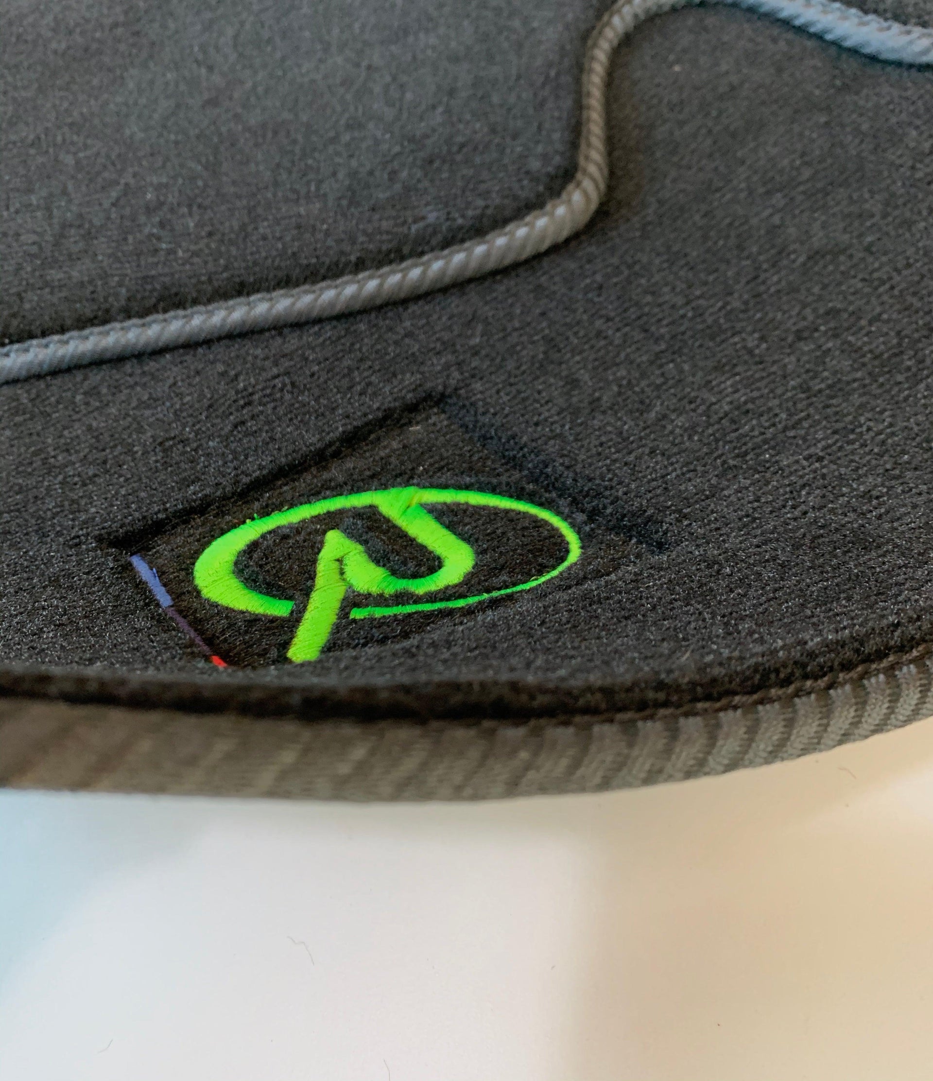 Floor Mats For BMW M5 E34 Tailored Set Perfect Fit - AutoWin