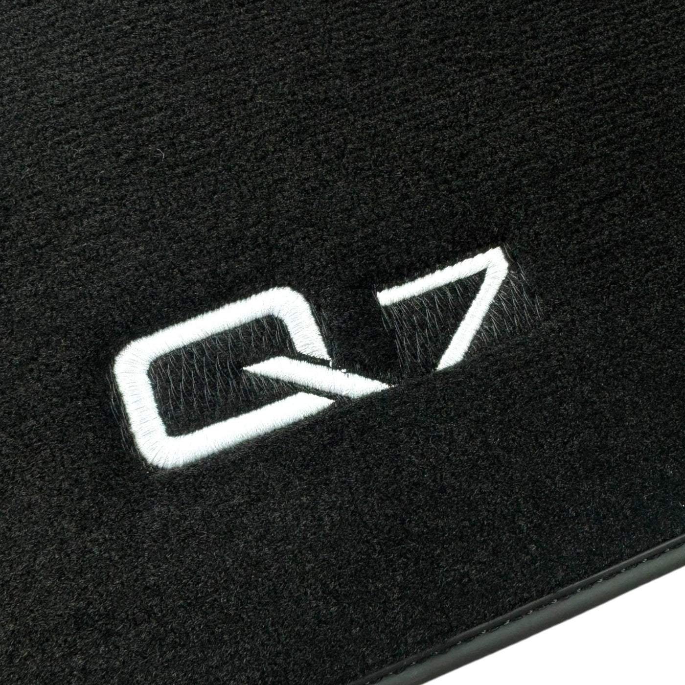Black Floor Mats for Audi Q7 4L (2006-2015) - AutoWin