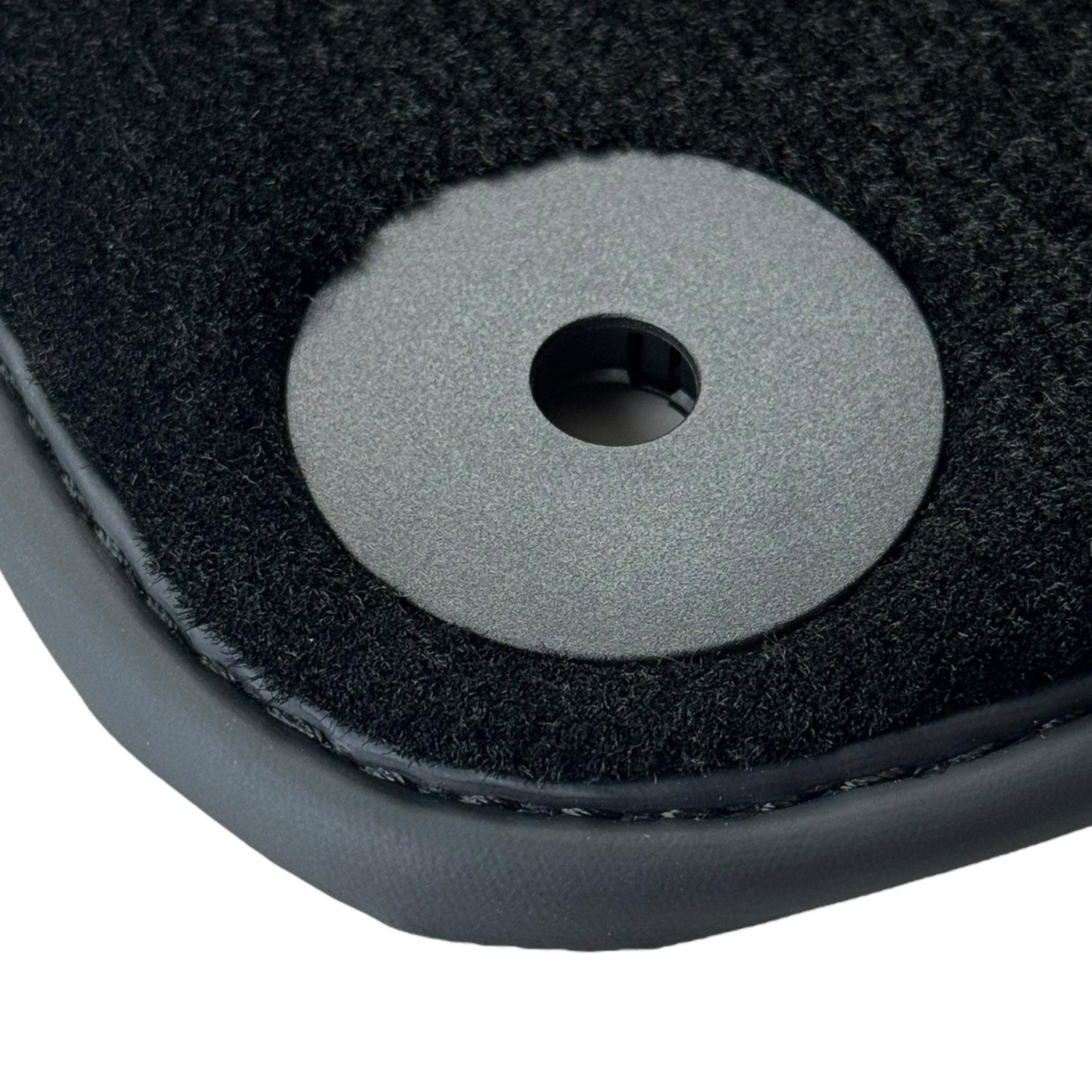 Black Floor Mats for Audi Q7 4M (2019-2023) - AutoWin