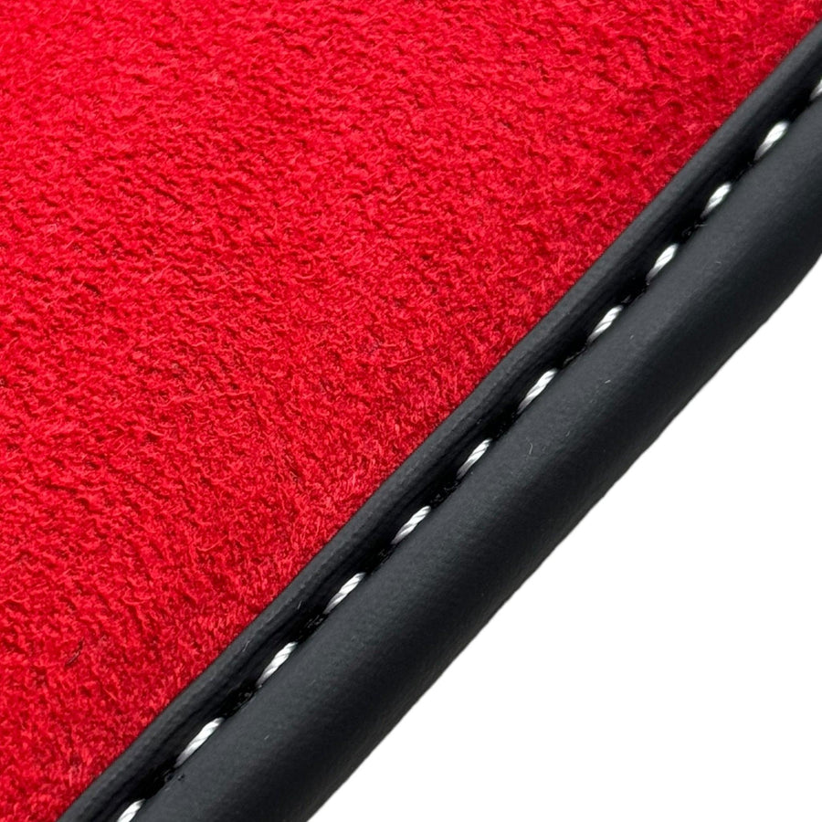 Black Floor Mats for Porsche Macan (2014-2023) with Red Alcantara Leather - AutoWin