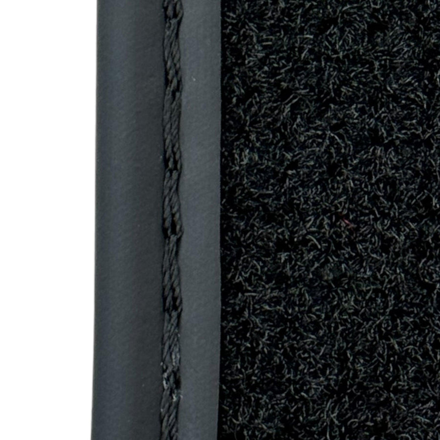 Black Floor Mats for Audi Q5 8R (2008-2017) - AutoWin