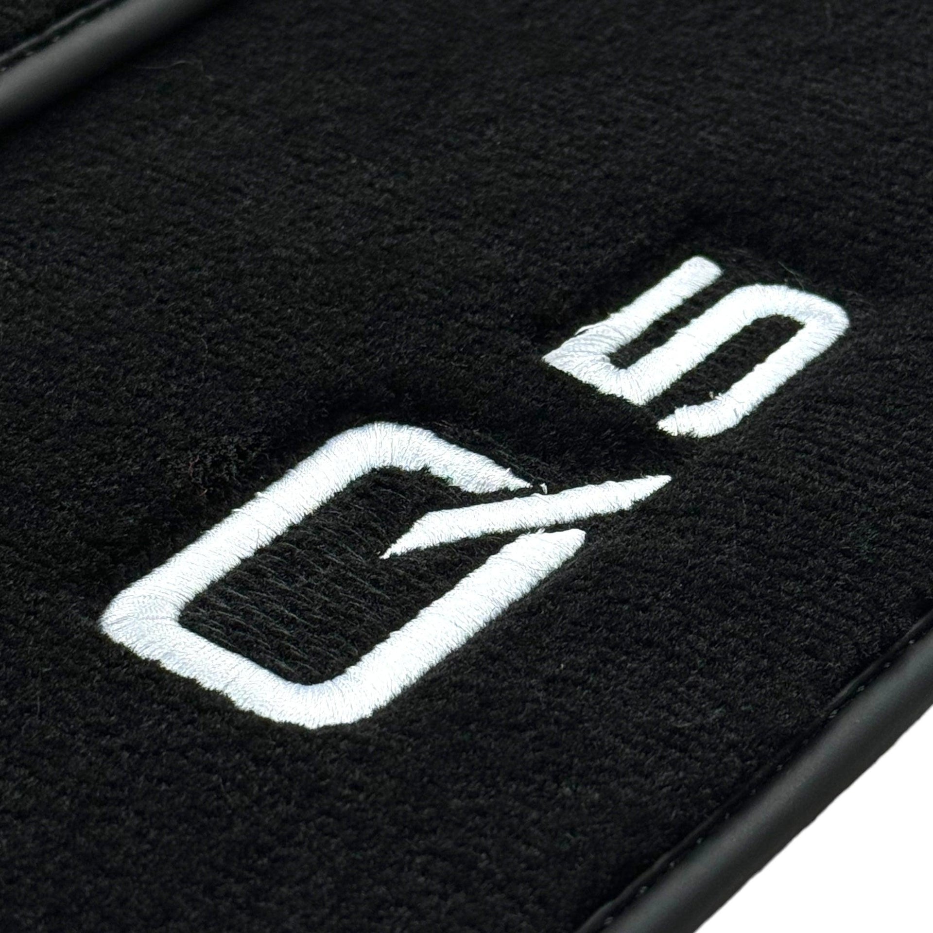 Black Floor Mats for Audi Q5 FY (2017-2023) - AutoWin