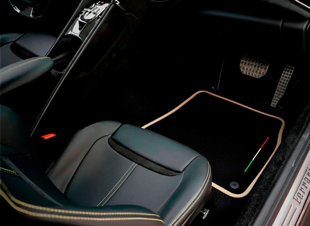Leather Floor Mats with Daytona Design for Ferrari GTC4 Lusso (2016-2023) - AutoWin