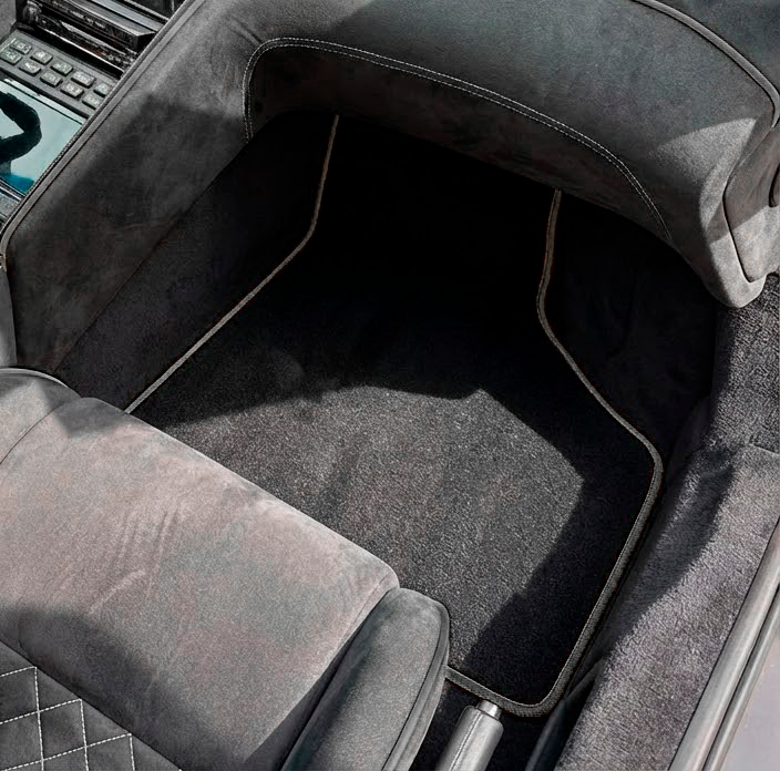 Interior look of floor mats for Lamborghini Diablo (1990-2001) SV AutoWin Brand