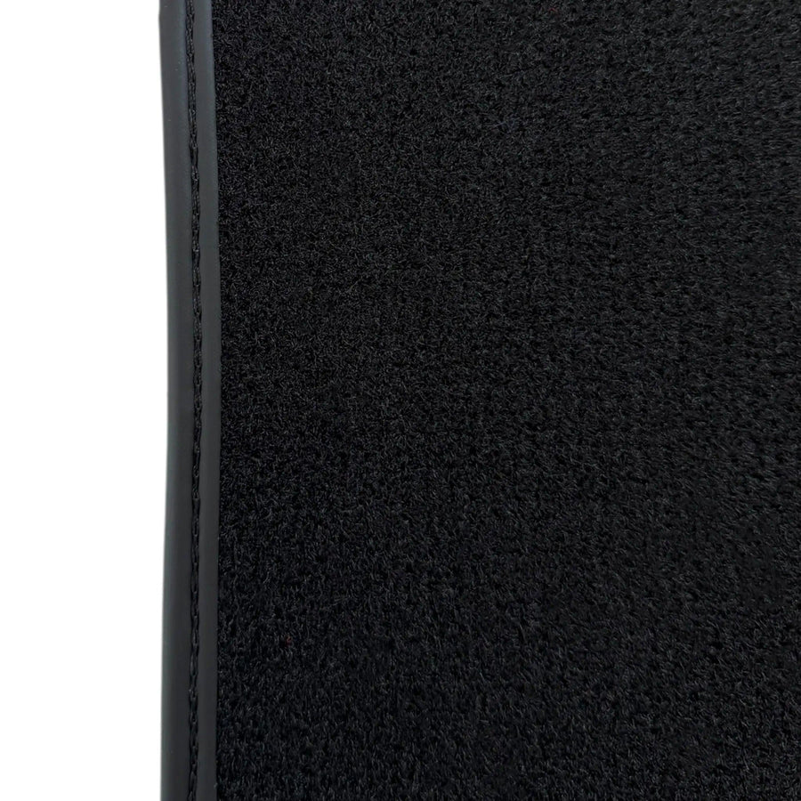 Black Floor Mats for BMW G60 (2023-2026) Sedan | Green Leather Borders