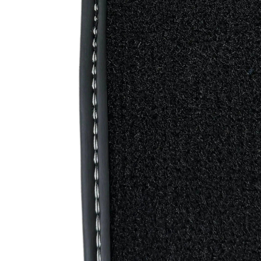 Black Floor Mats for Toyota Highlander 5 Seater (2021-2023) - AutoWin