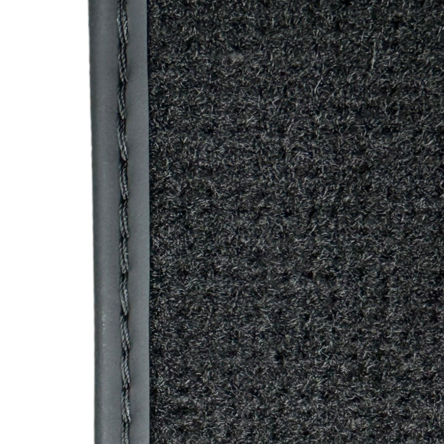 Black Floor Mats for Audi Q5 8R (2008-2017) - AutoWin
