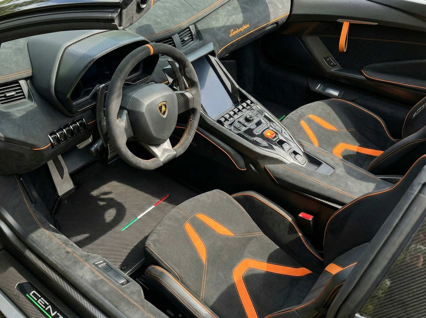 Customizable Carbon Fiber Floor Mats for Lamborghini Centenario (2016-2017) | Italian Edition