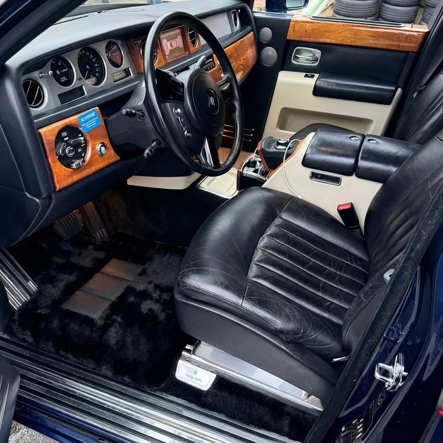 Black Sheepskin Floor Mats for Rolls-Royce Phantom VIII (2017-2024)