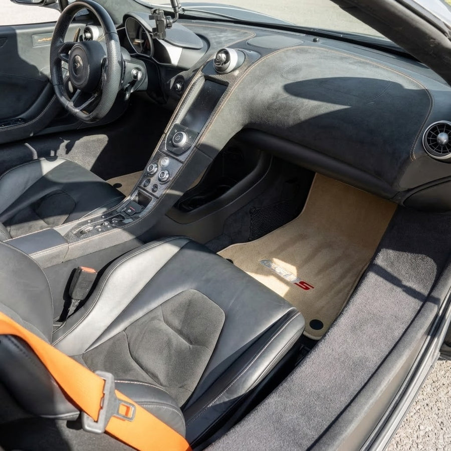 أرضيات سيارات بيج لمكلارين 650S مخصصة