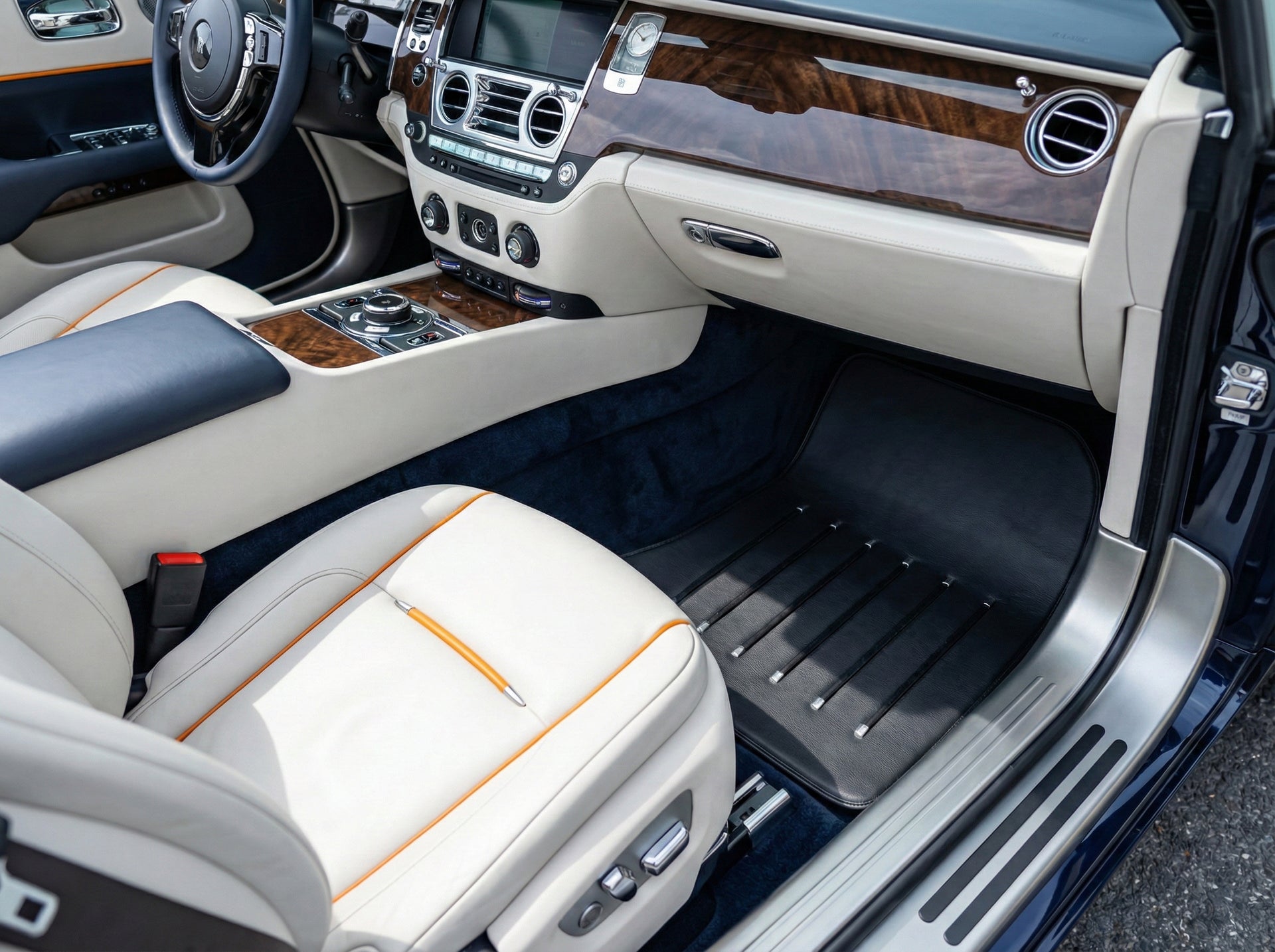 الحصير الجلدية