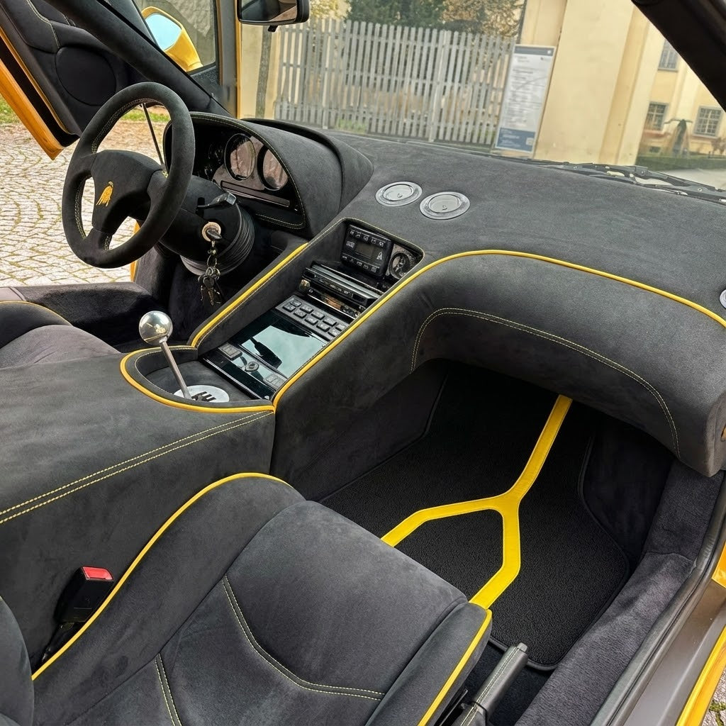 Customizable Leather Floor Mats with Square Pattern for Lamborghini Diablo (1990-2001) - AutoWin