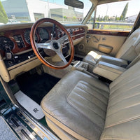 Black Floor Mats for Rolls Royce Wraith (2013–2023) with Gray Leather Borders