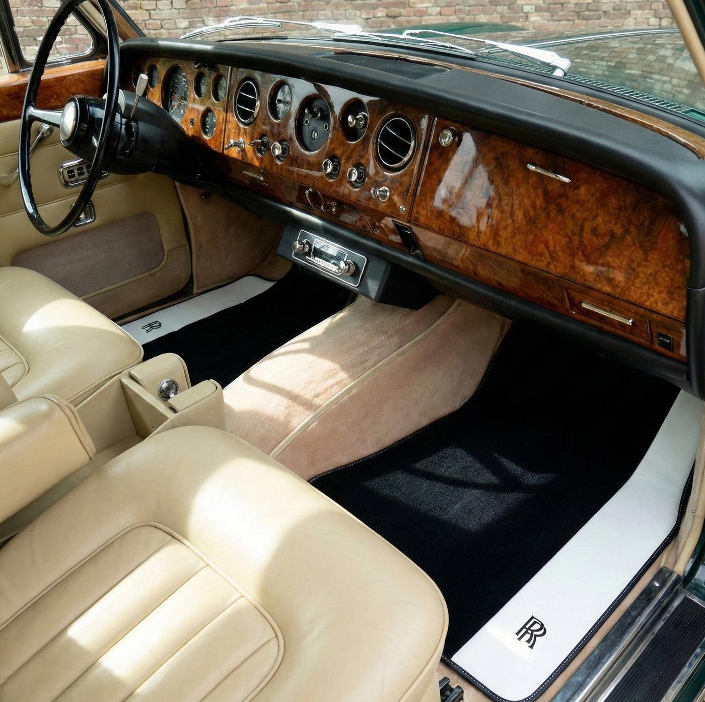 Black Floor Mats for Rolls Royce Shadow (1965-1977) with White Leather | RR Logo