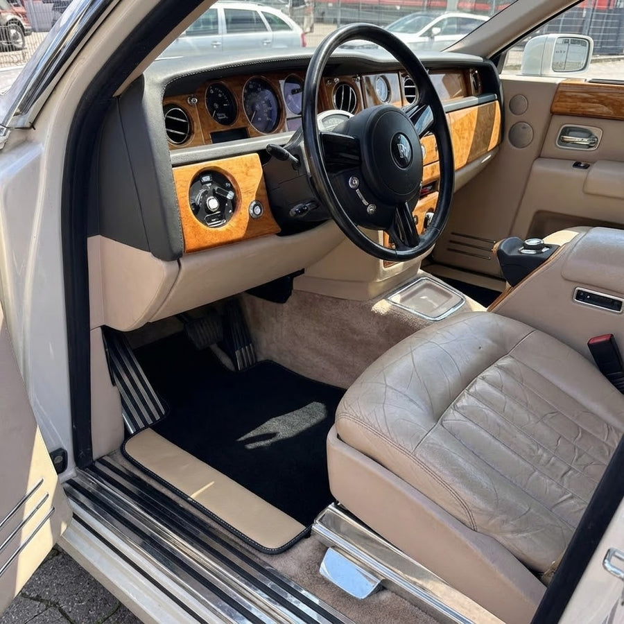 سجاد سيارات مصمم خصيصاً ل Rolls Royce Phantom Sedan (2003-2016) مع جلد بيج