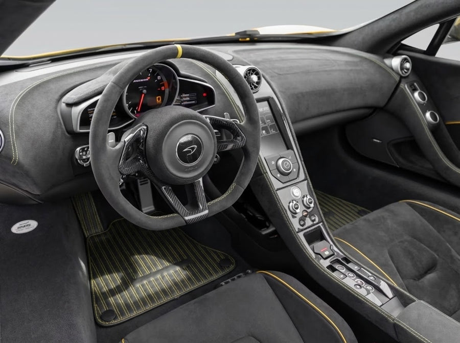 سجاد سيارات جلدية لمكلارين 650S (2015-2018) أسود مخصص بخياطة صفراء