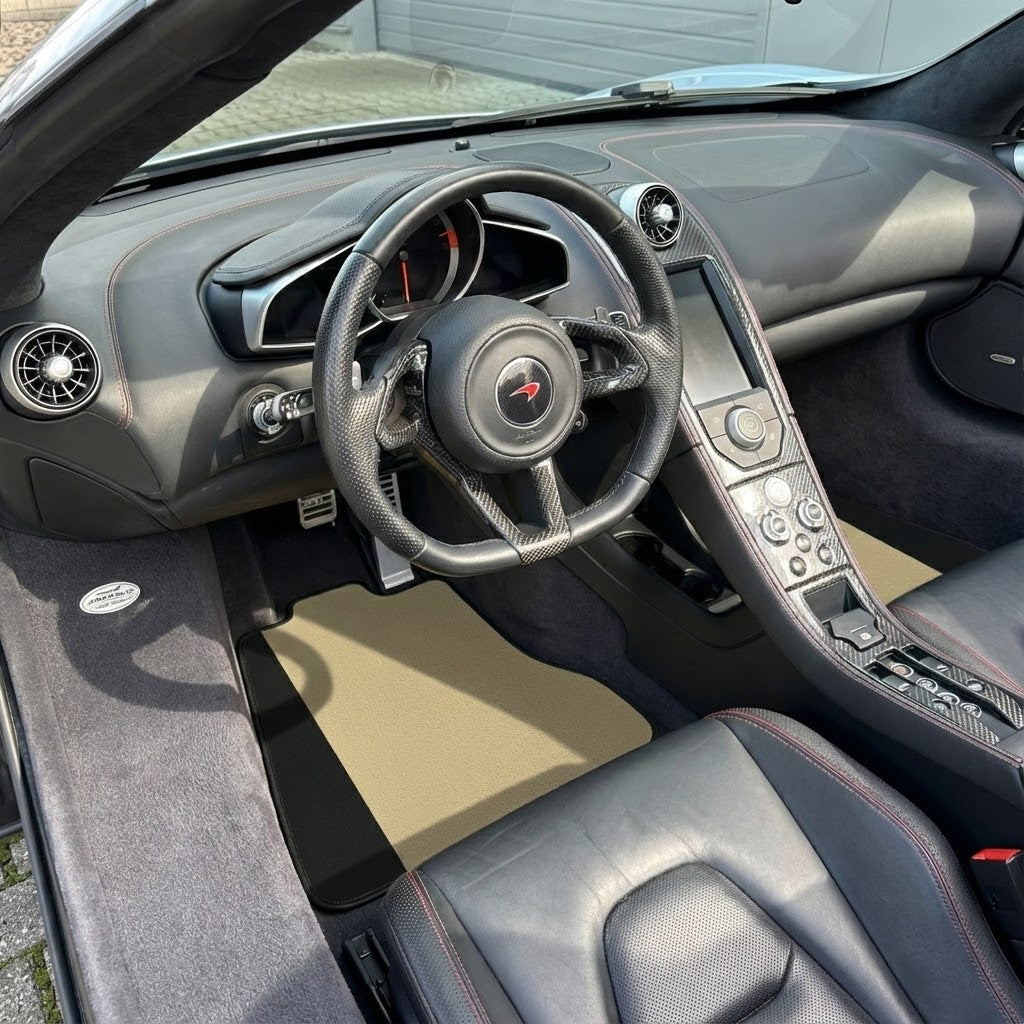 Customizable Leather Floor Mats with Vertical Hex Pattern for McLaren MP4-12C (2011–2014) - AutoWin