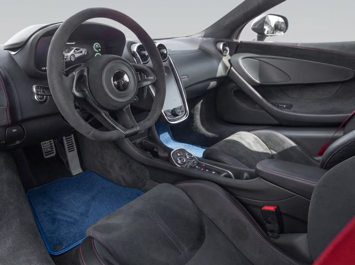 حصائر السيارات لمكلارين 570S (2015-2021) مجموعة سجادات مصممة باللون الأزرق الداكن AutoWin