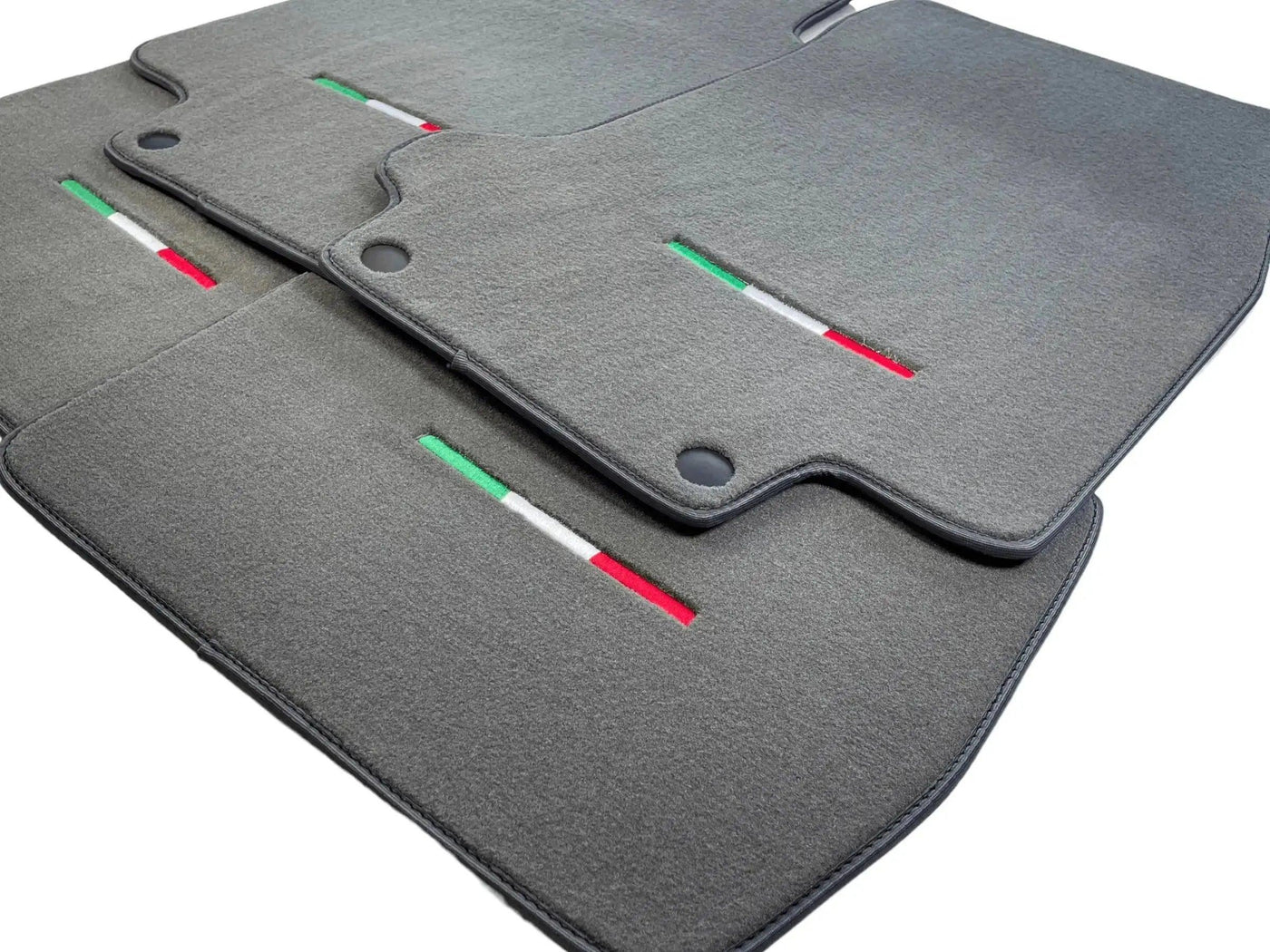 Gray Floor Mats For Maserati GranTurismo Sportline (2009-2019) IT Edition - AutoWin