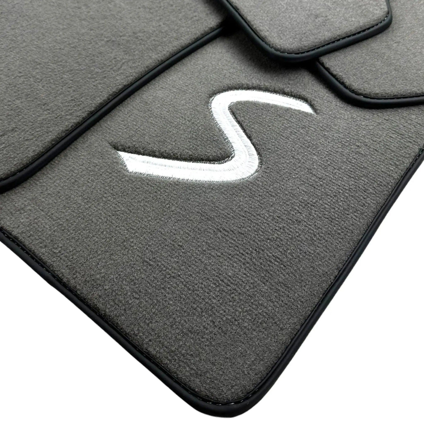 Grey Floor Mats for Mini Clubman R55 (2007-2015) - AutoWin