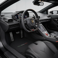 حصائر سيارات لامبورغيني هوراكان مع علم إيطاليا وشعار هوراكان