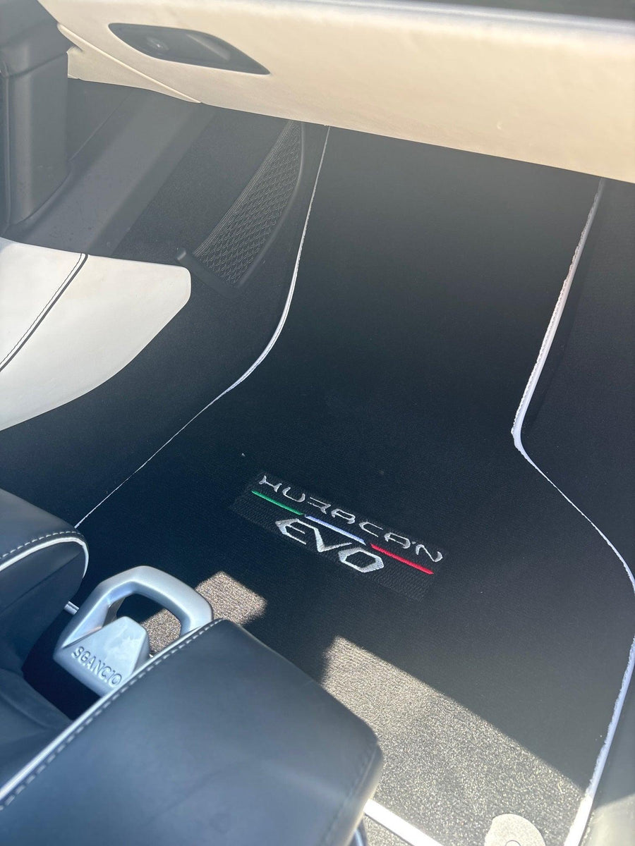 Black Floor Mats for Lamborghini Huracan EVO (2014-2023) with White Trim - AutoWin