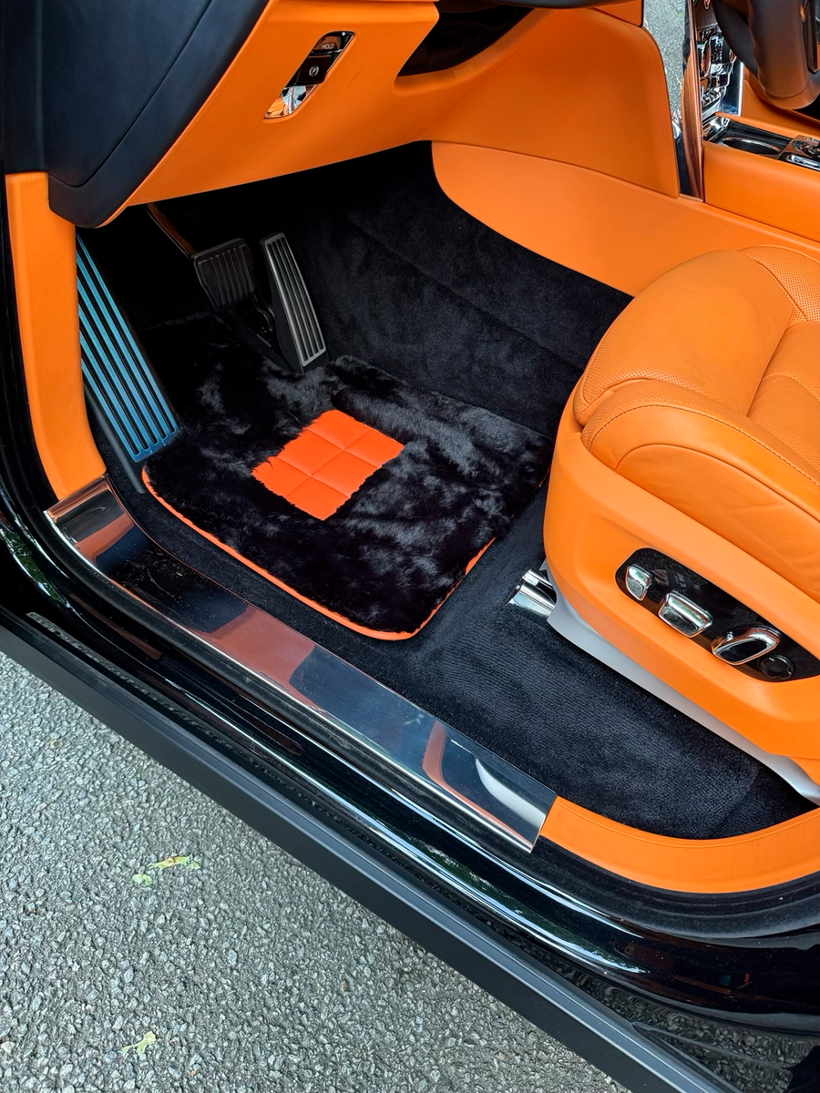 Rolls-Royce Cullinan floor mats