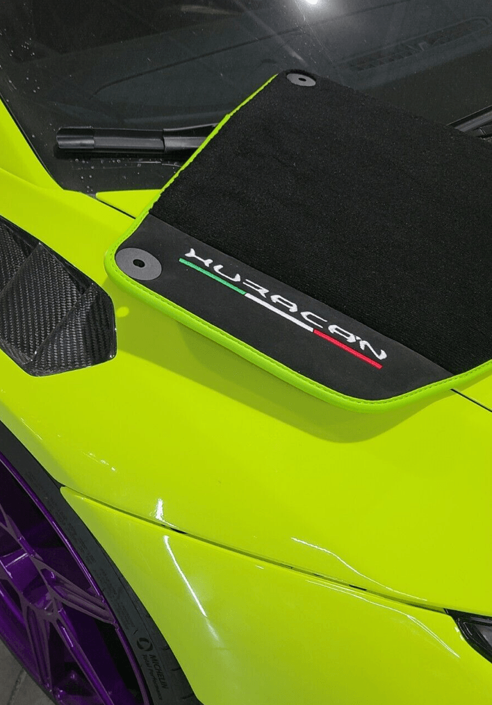 Oscar M. floor mats