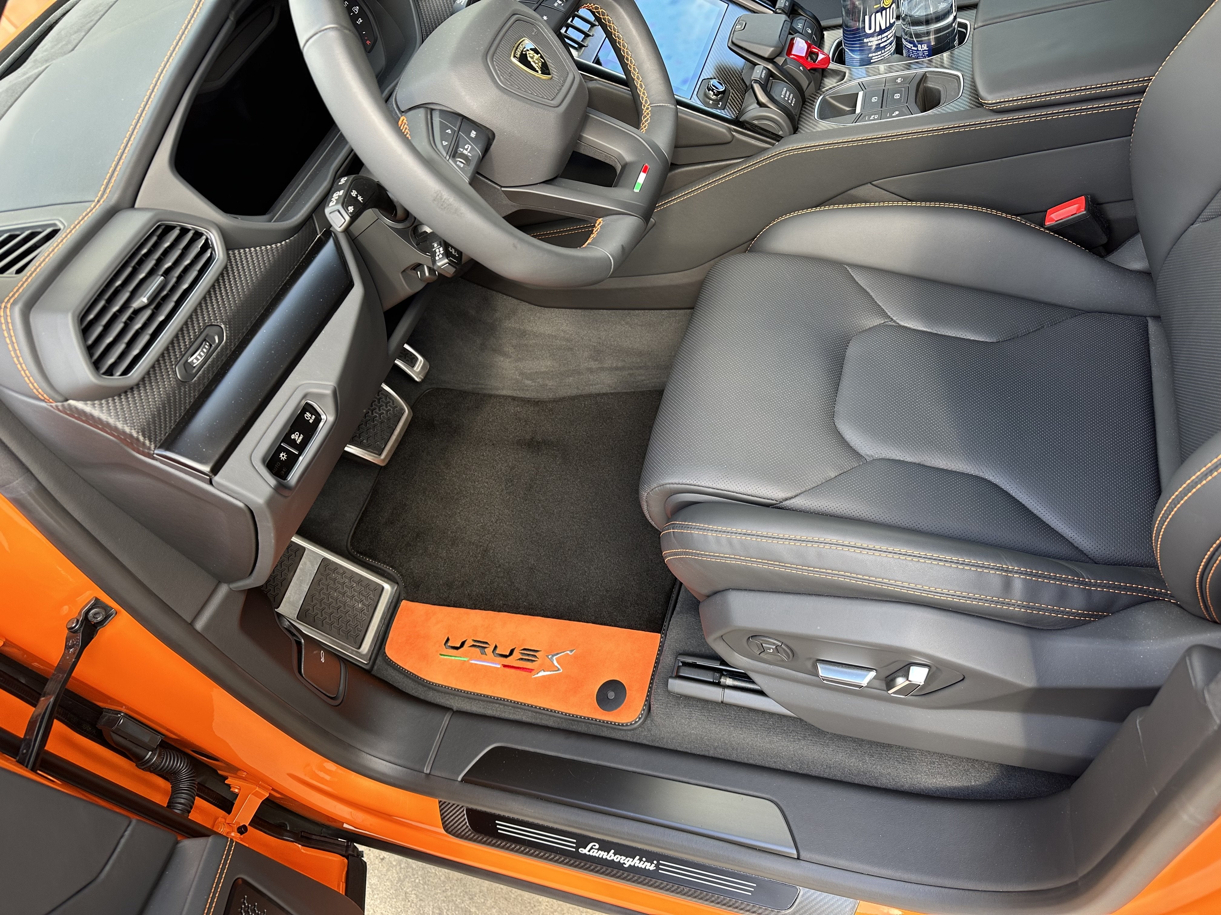 Lamborghini Urus Floor Mats