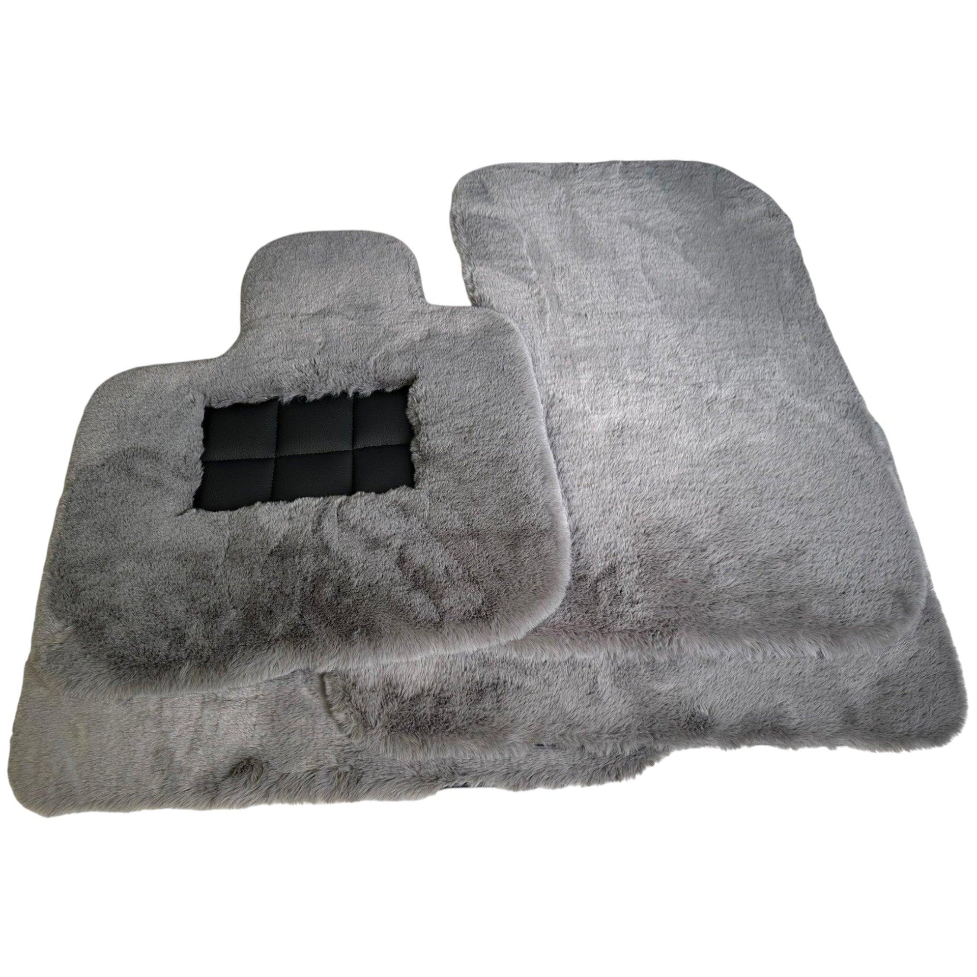 Various Colors of Sheepskin Floor Mats Tailored for the Aston Martin DB9 (2004-2016) - AutoWin