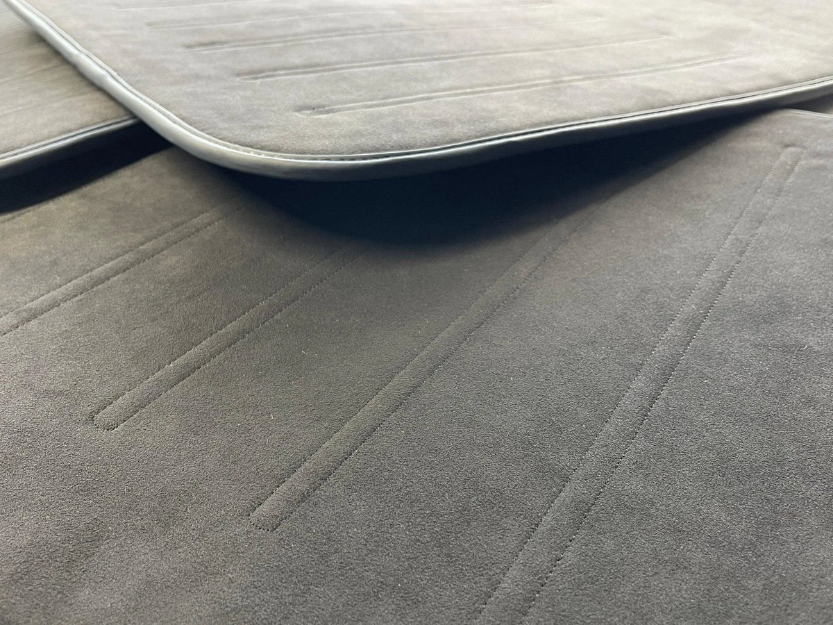 Alcantara Floor Mats For Rolls Royce Black Badge Phantom VIII (2017-2024) - AutoWin