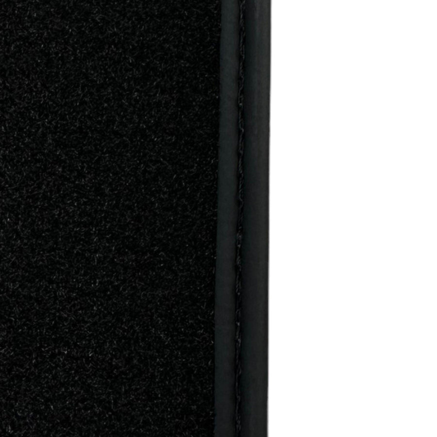 Black Floor Mats For Chevrolet Corvette C6 (2005-2013) - AutoWin