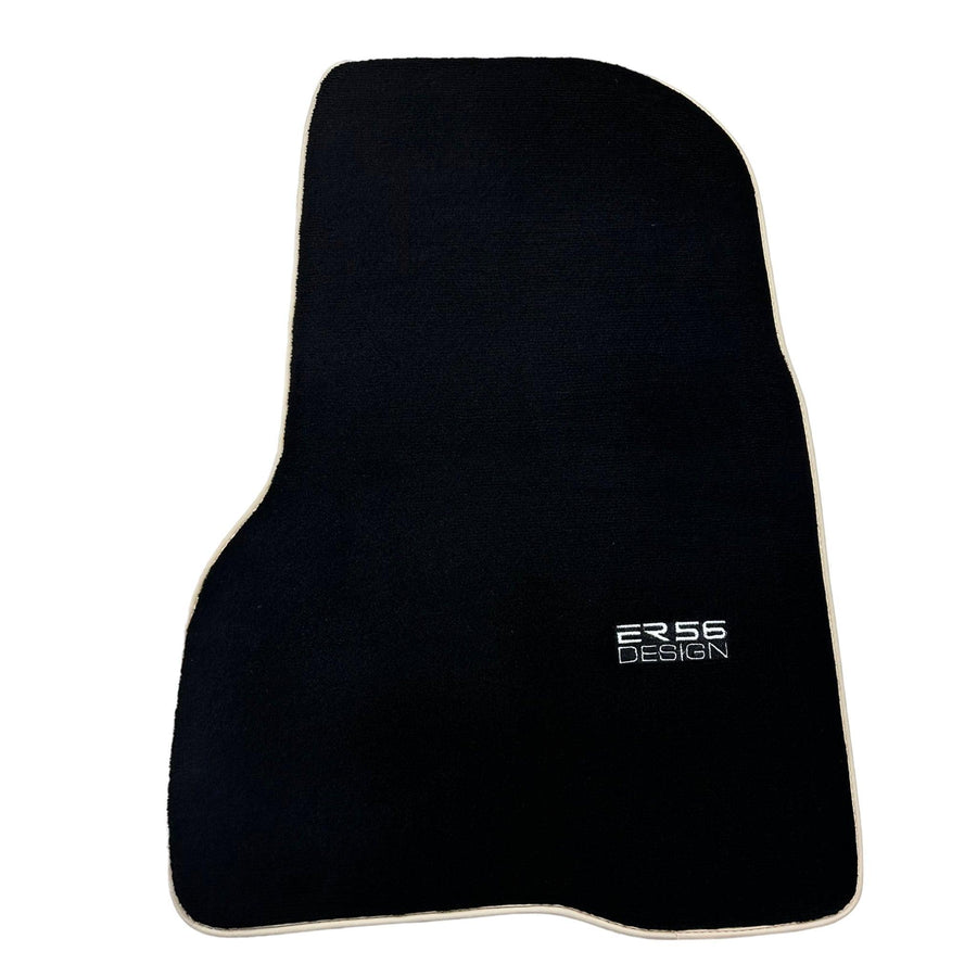 Black Floor Mats For Honda CR-V (2002-2006) ER56 Design - AutoWin
